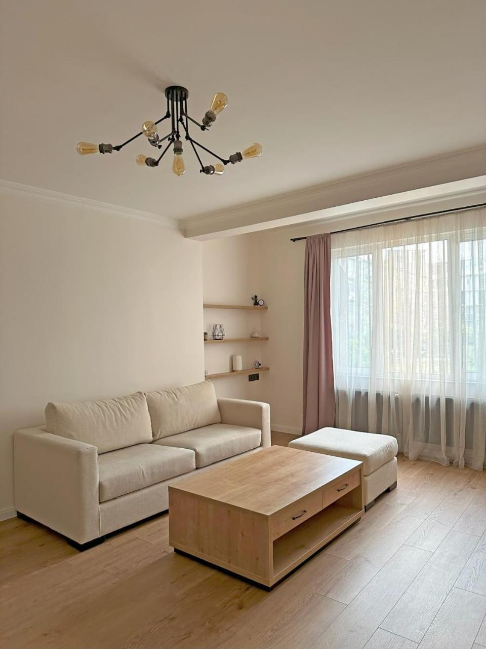 City Center Living In Yerevan Apartman Kültér fotó